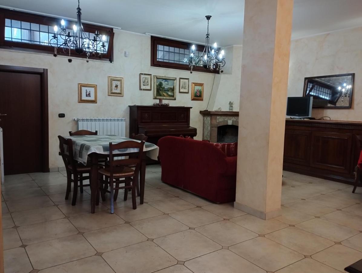 Villetta San Cesareo 산 체사레오 외부 사진